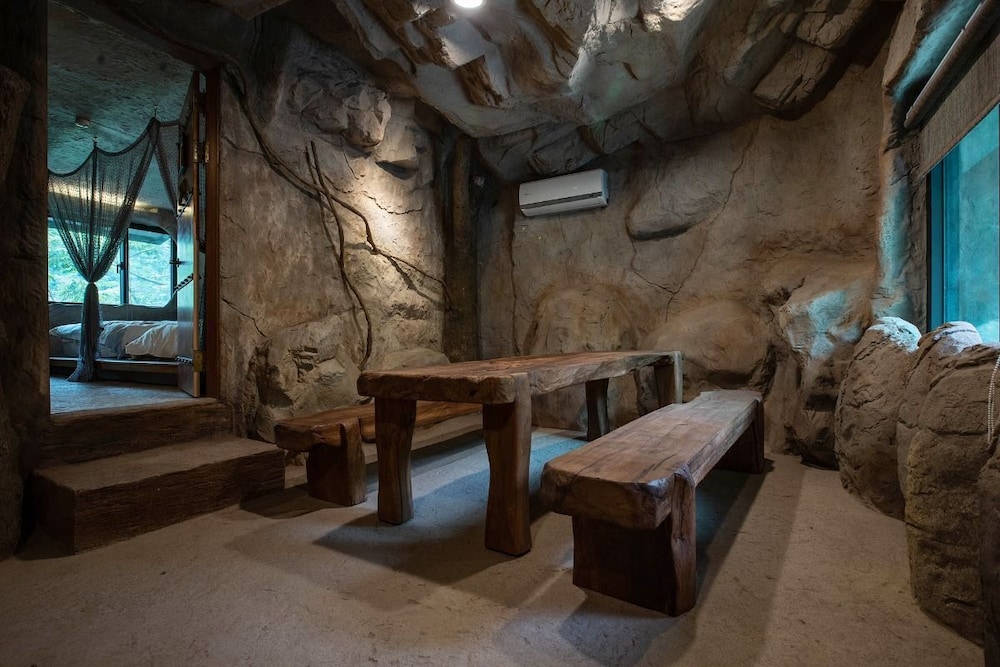 Yi-He Golden Homestay