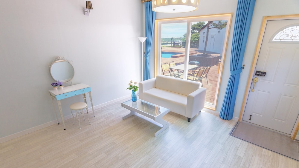 Gangneung The October Pension