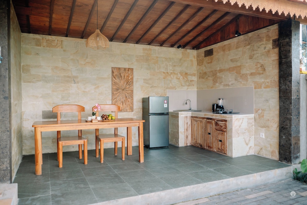 Uma Sunset Villa