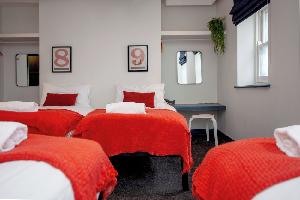 higgihaus 107 Sleeps 4 Monday - Friday