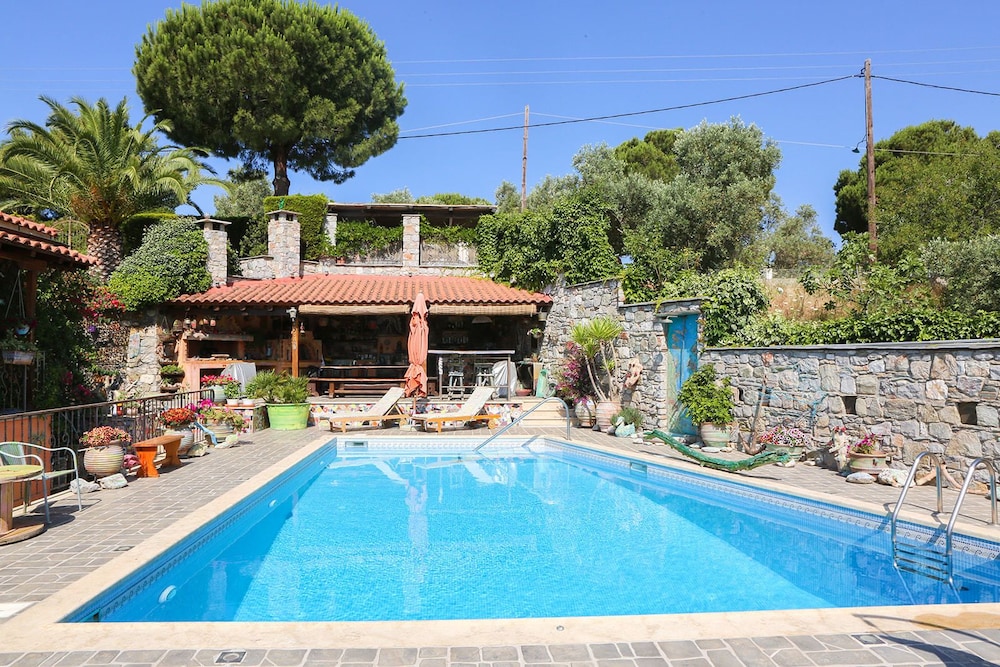 Villa Stratos Skiathos