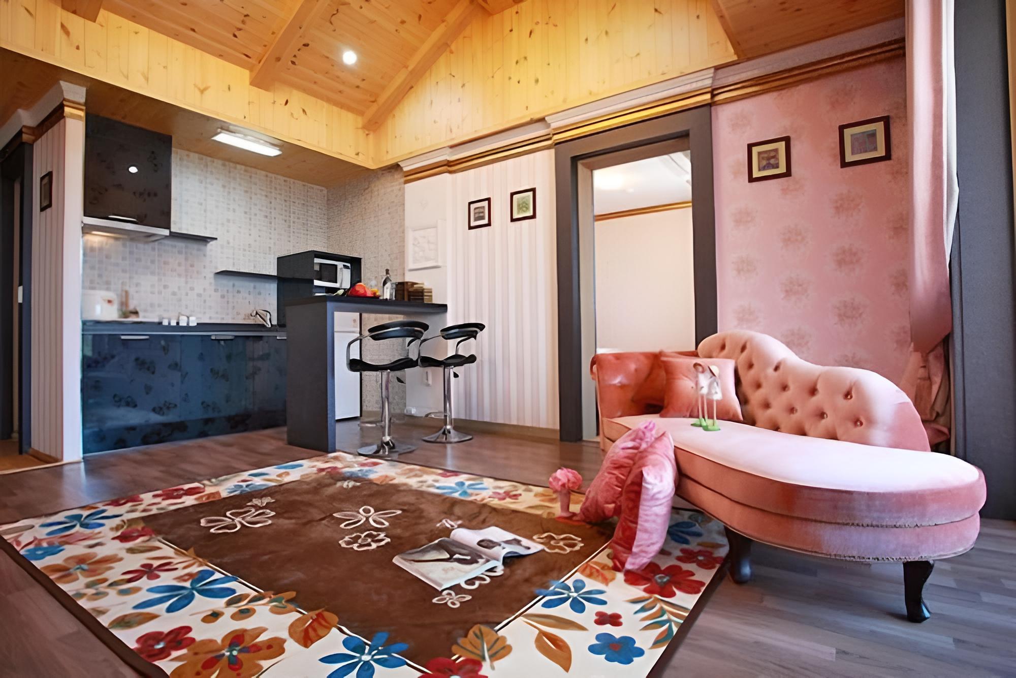 Taean Golden Wave Pension