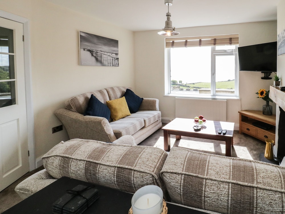 4 Anglesey Road