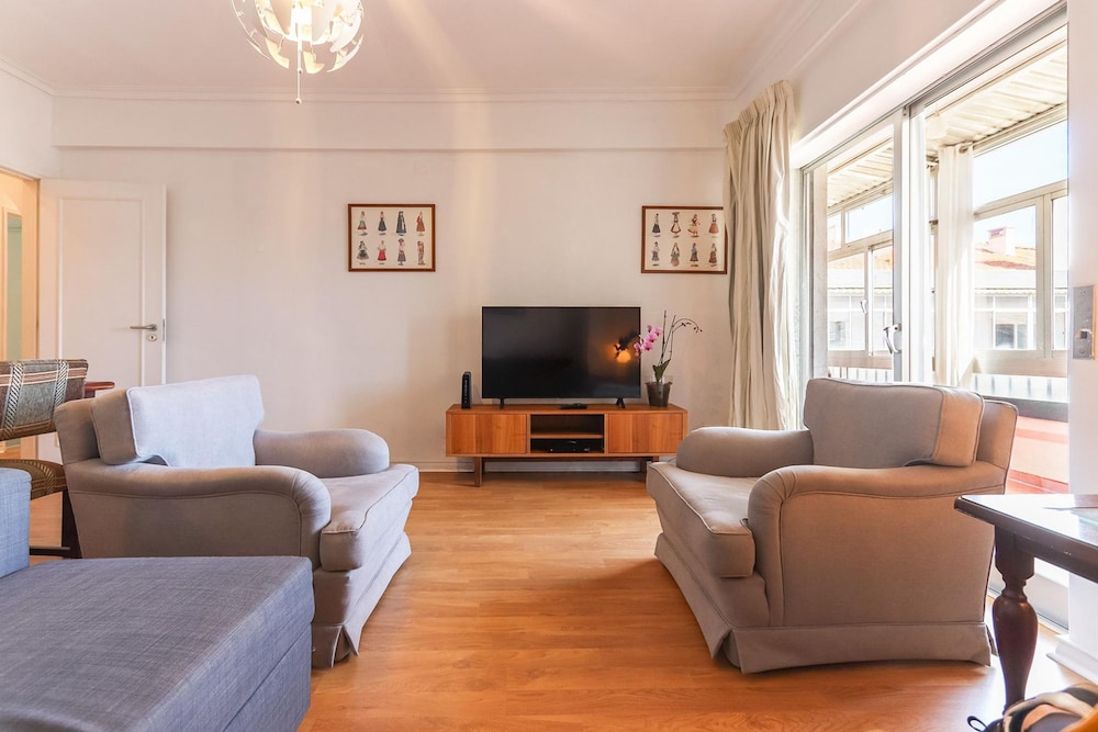 Oeiras Vacations - Oeiras Balcony by Homing - Property Image 17