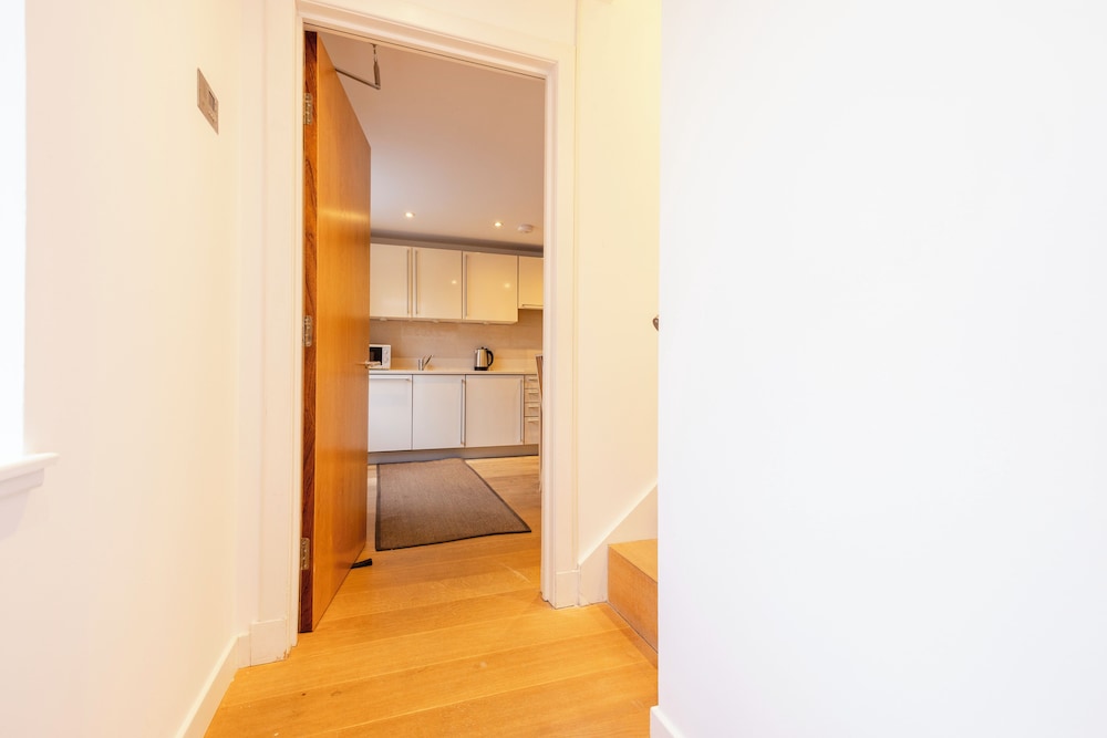 Superb Flats in the Heart of Edinburgh