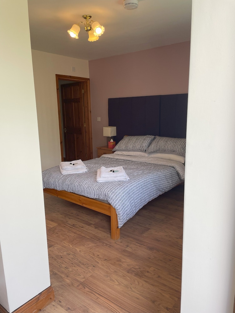 Rooms at the Huntsman Inn