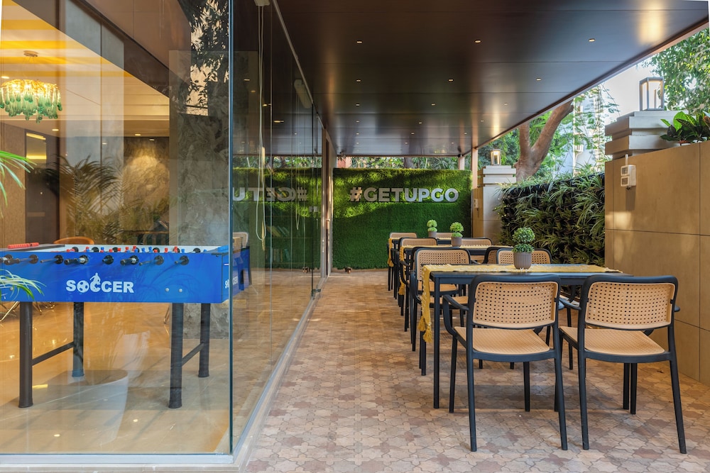 The Hosteller Mumbai, International Airport