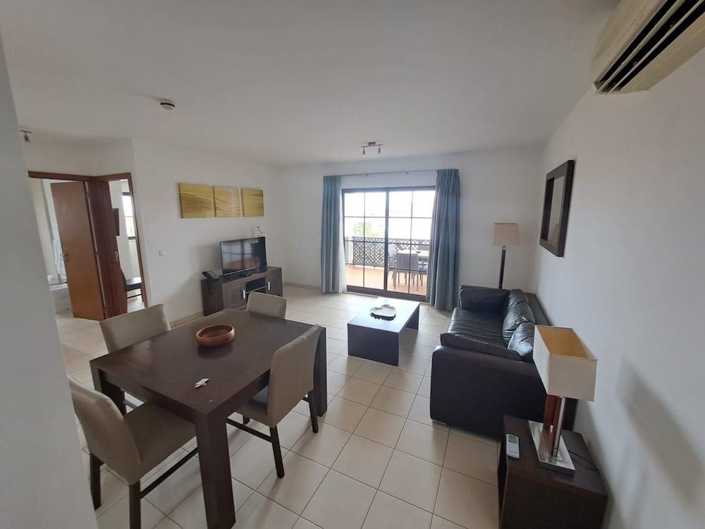 Tortuga Beach Apartment Oasis