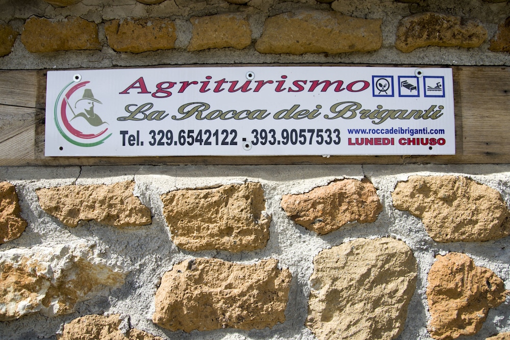 Agriturismo La Rocca dei Briganti