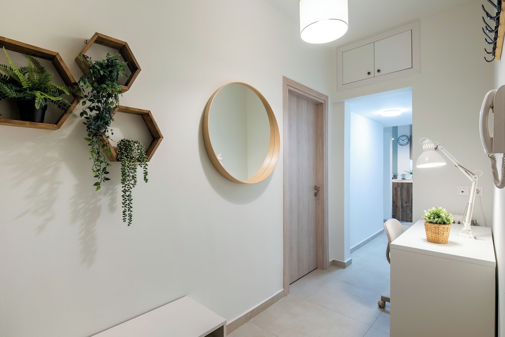 Astrea 1- Bedroom Apartment in Athens