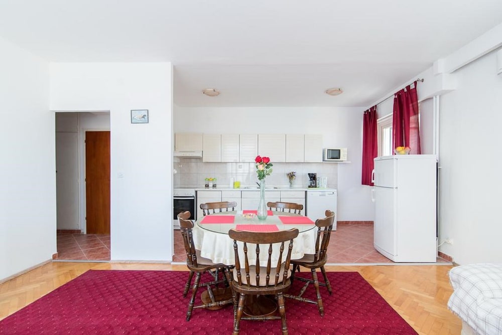 Apartment Iris photo 5
