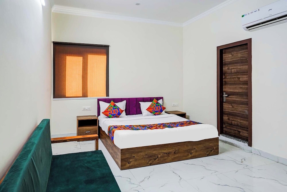 Fabhotel The Glampoint