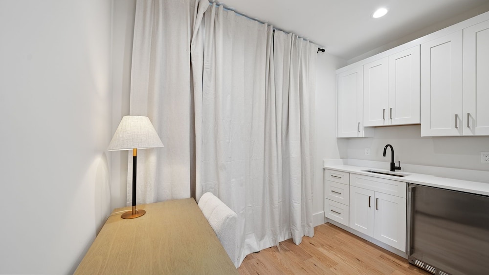 Sand Wand 5 Bedroom Home