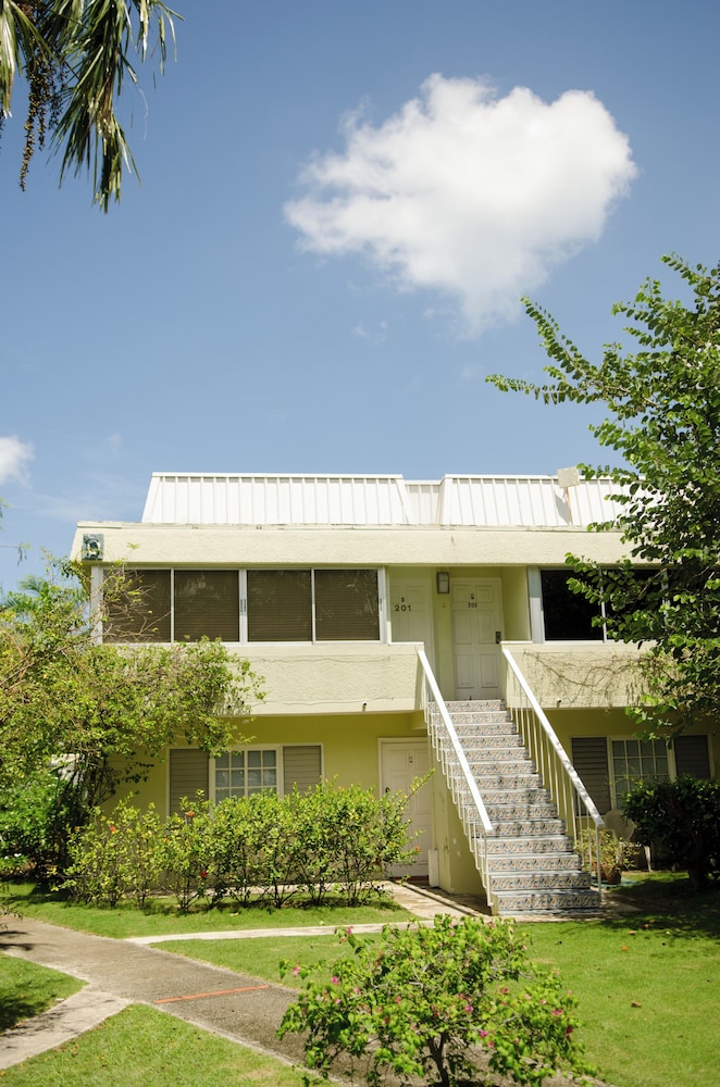 Seawind On the Bay - Apartments