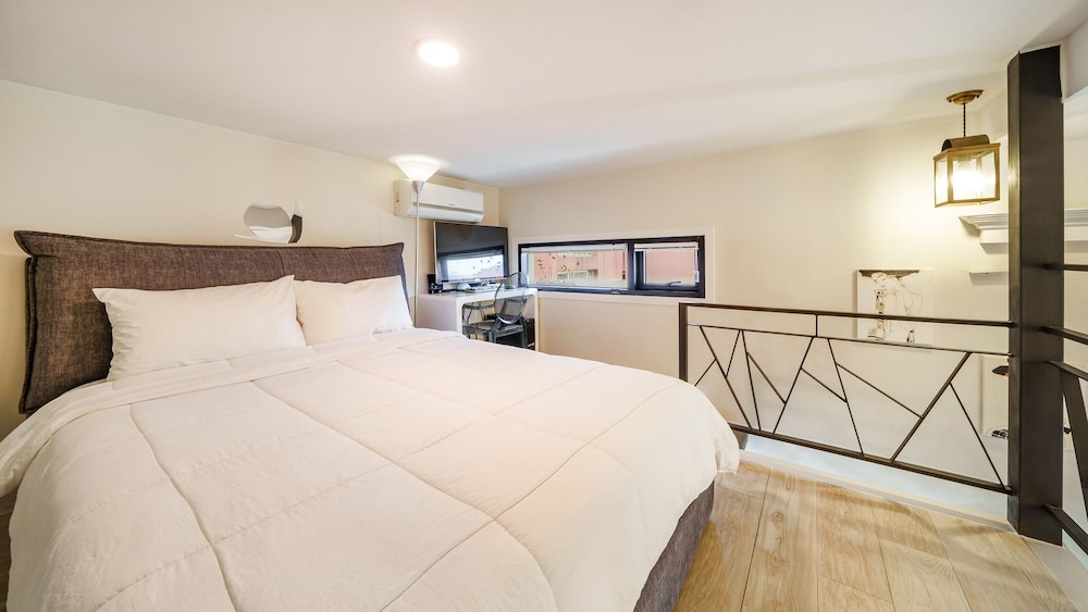 Gyeongju 20th Street Spa Pension