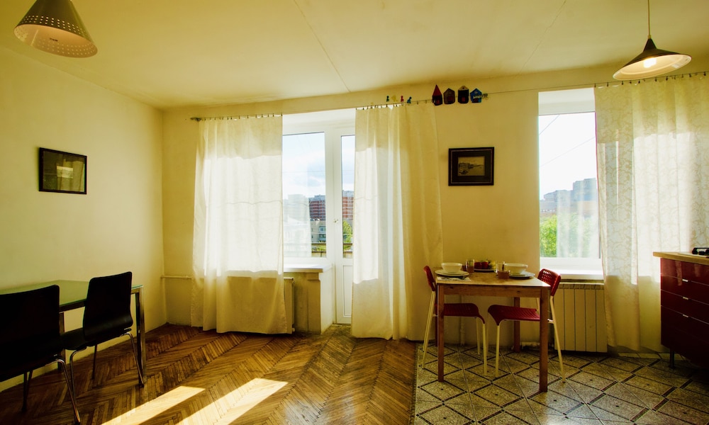 LUXKV Apartment on Schipkovskiy