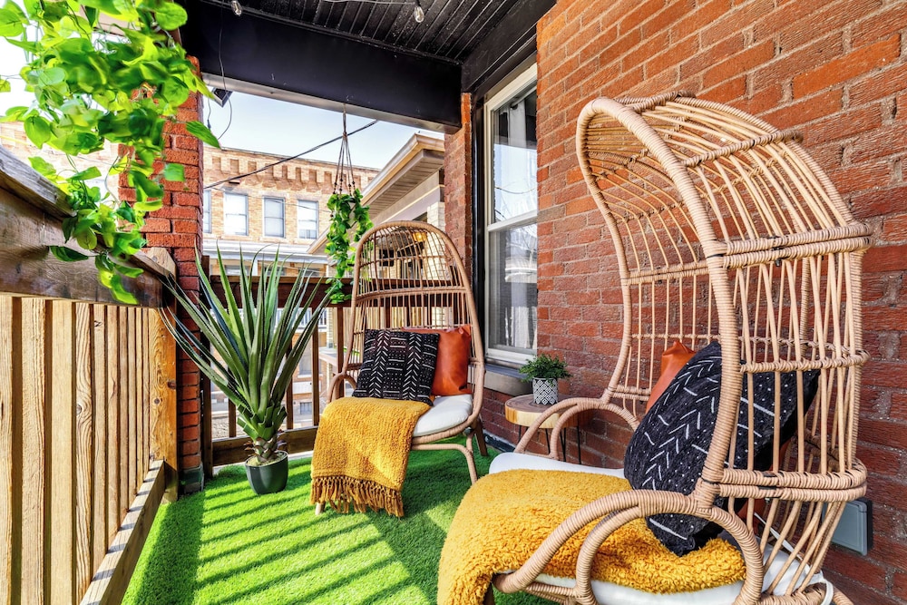 Jungle House Boutique Suites – Short North & Convention Center