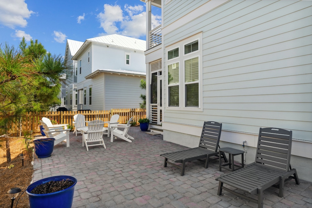 Prominence on 30A by Panhandle Getaways