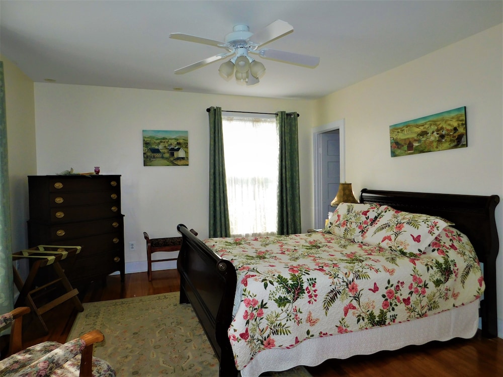 The Rosemont Inn