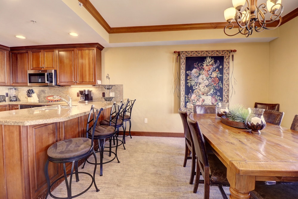 Mc204 Mill Club 3 Bedroom Condo