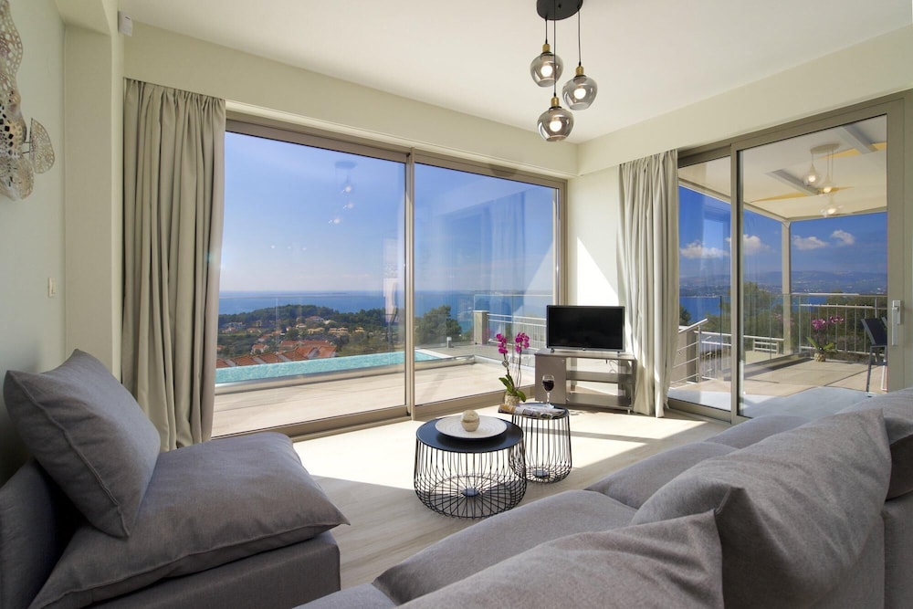 Villa Lassi Fos Large Private Pool Walk to Beach Sea Views A C Wifi - 3056 view 4