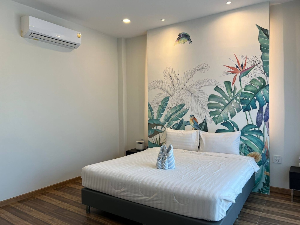 Orange Private Pool Villa, Near Cham Am Beach