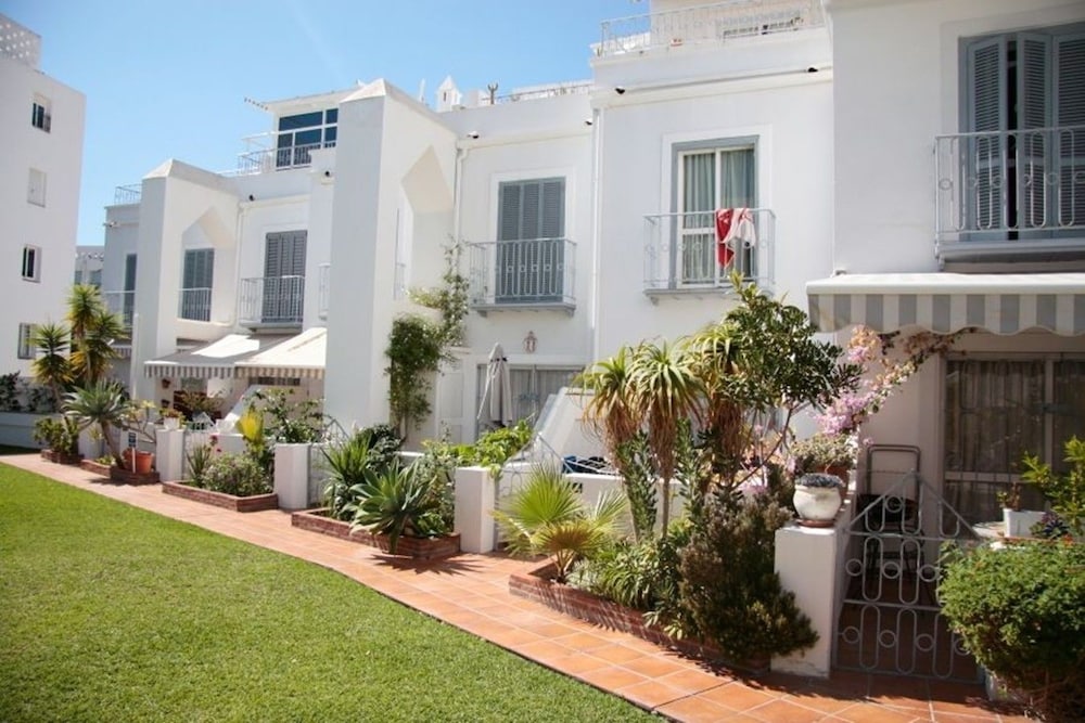 Apartamentos Huertos Nerja