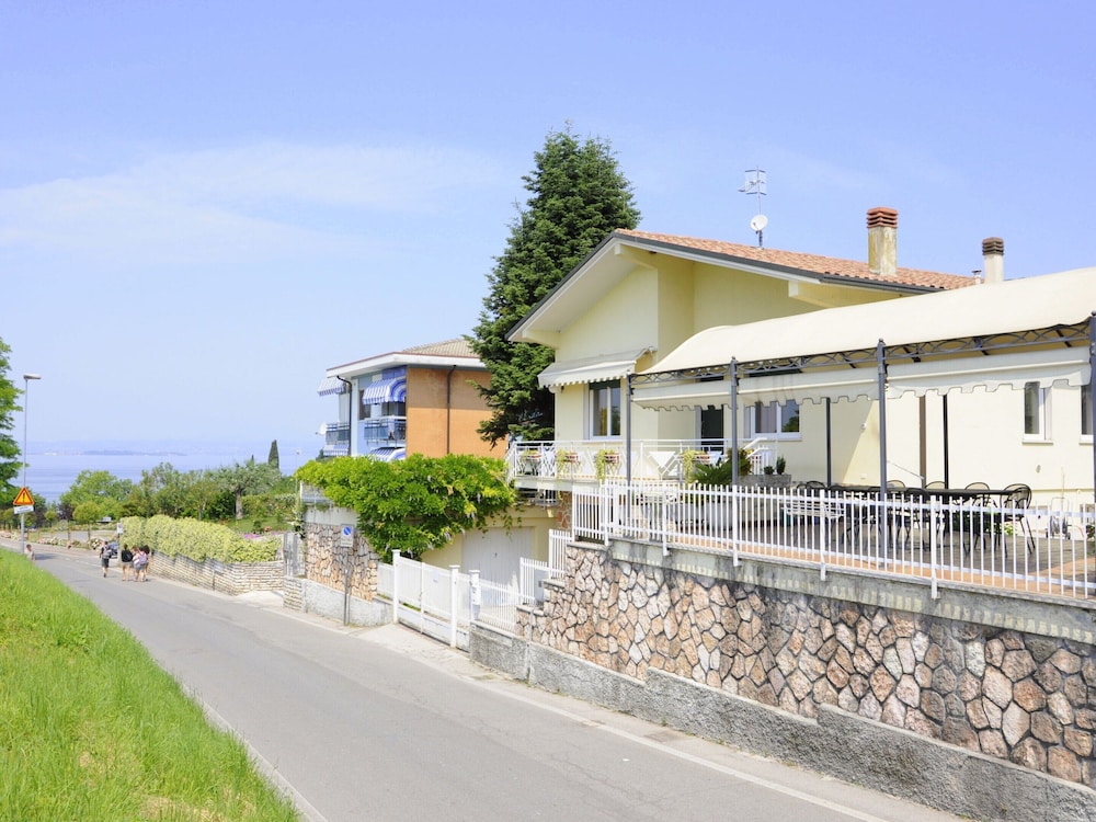 Near the Harbour and Sandbeach of Pacengo di Lazise photo 4