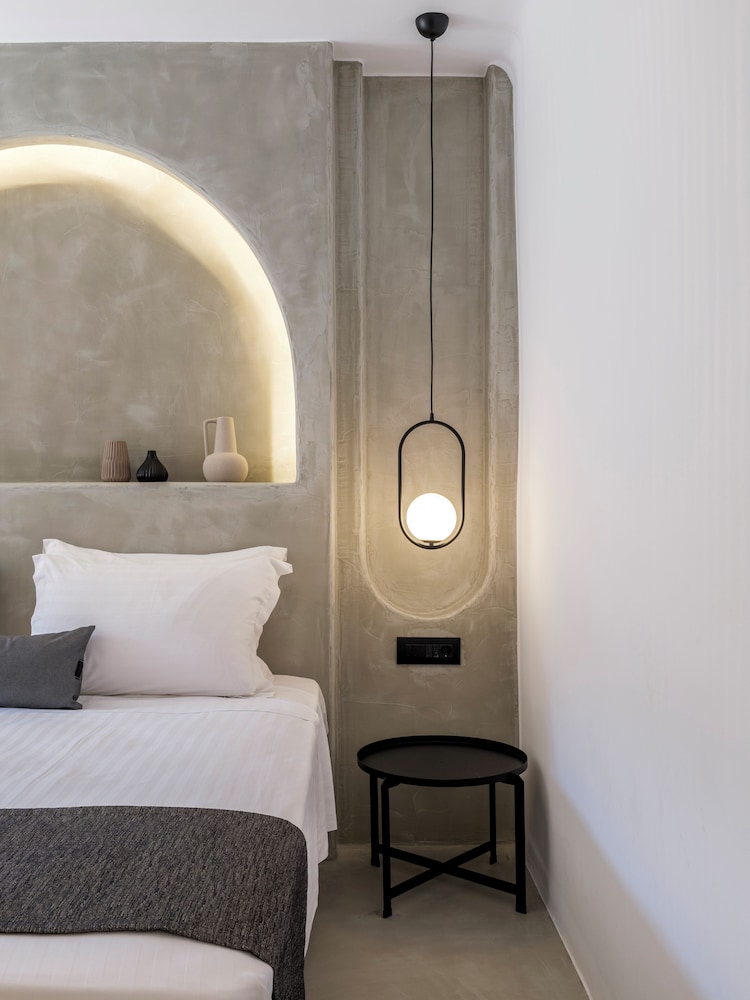 Mykonist Merchia Beach Villas & Suites