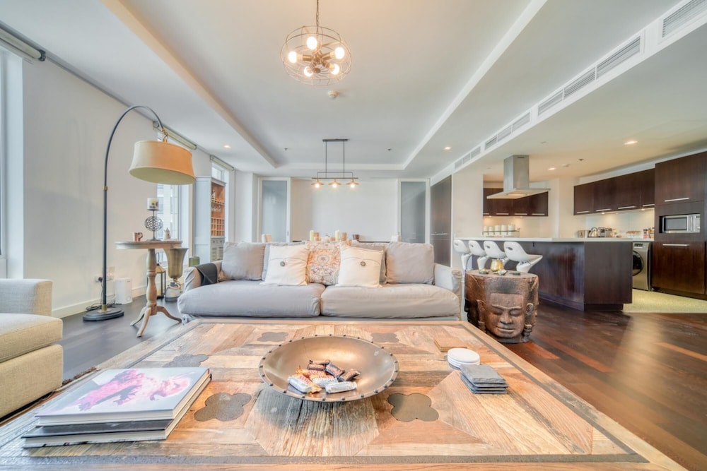 Sleek and Convenient 1BR Apt in Difc