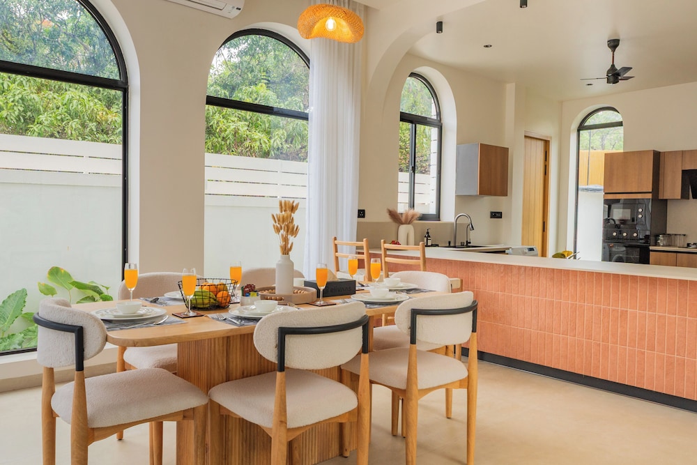 ELIVAAS Ekam | Luxe 4 BHK Villa With Pvt Pool & Patio