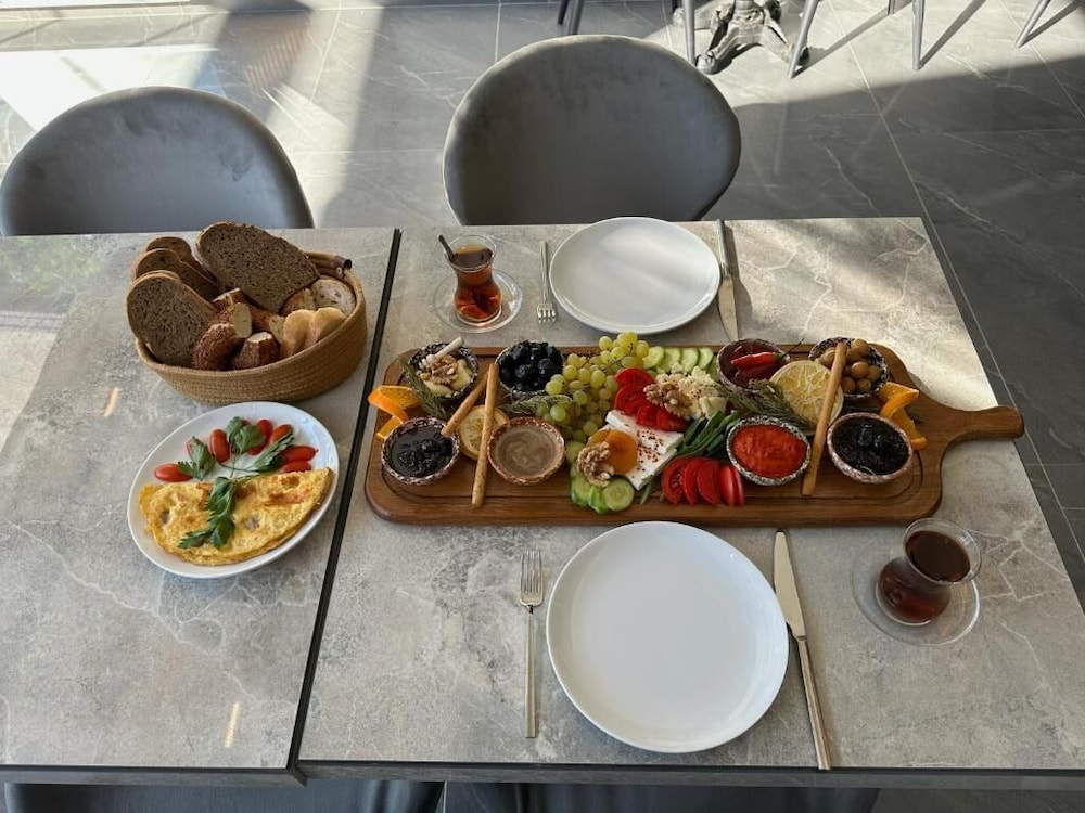 Marina Lora Butik Otel Sığacık