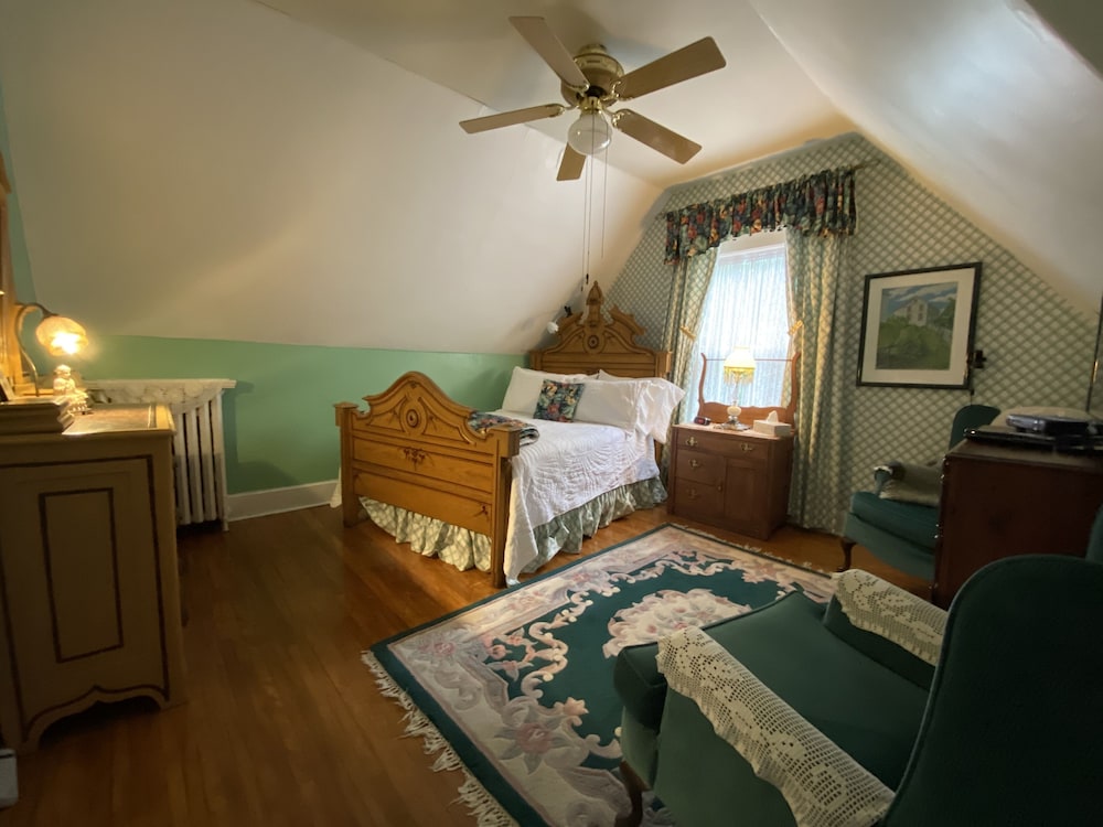 Chambers Guest House B&B