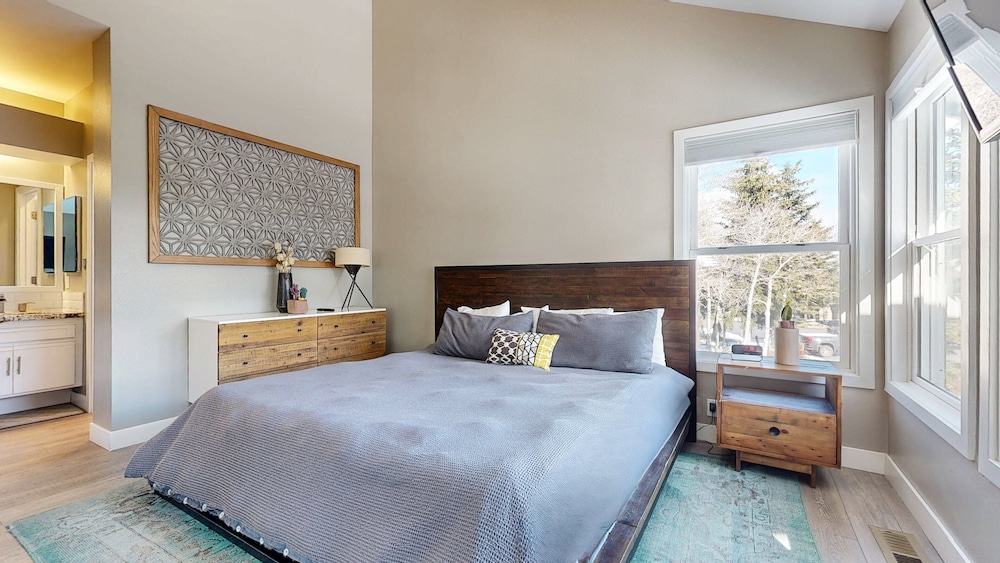 Snowcreek V #888 3 Bedroom Condo