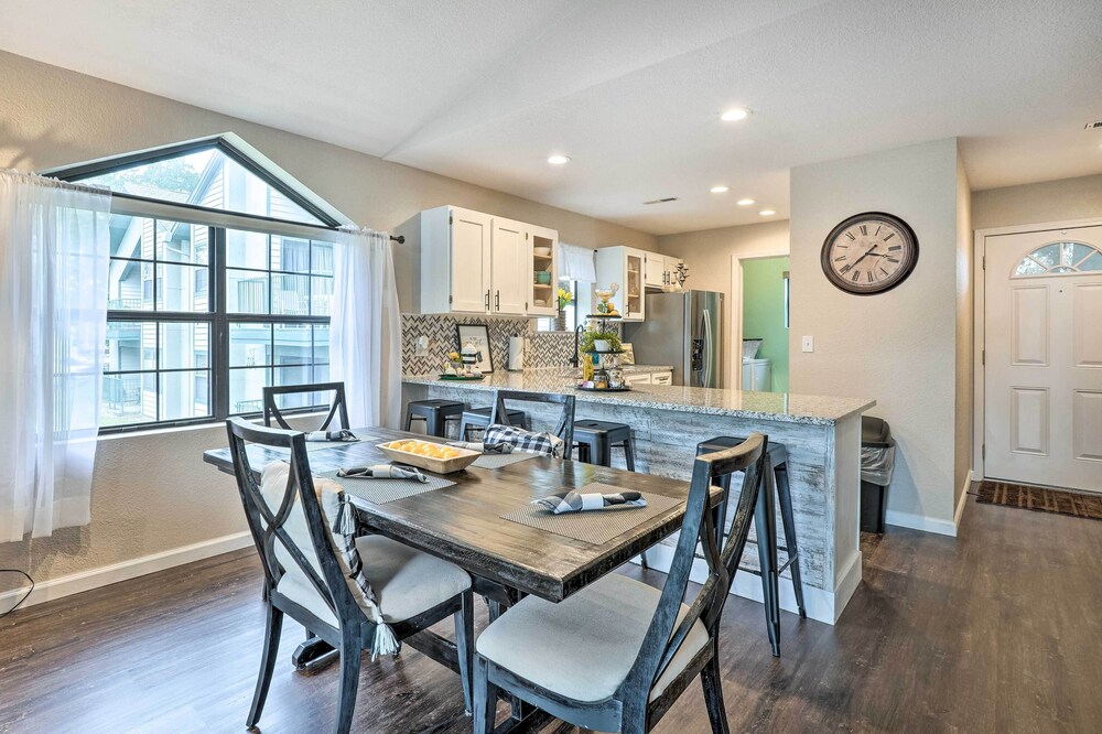Pet-friendly Branson Condo: Walk to The Strip