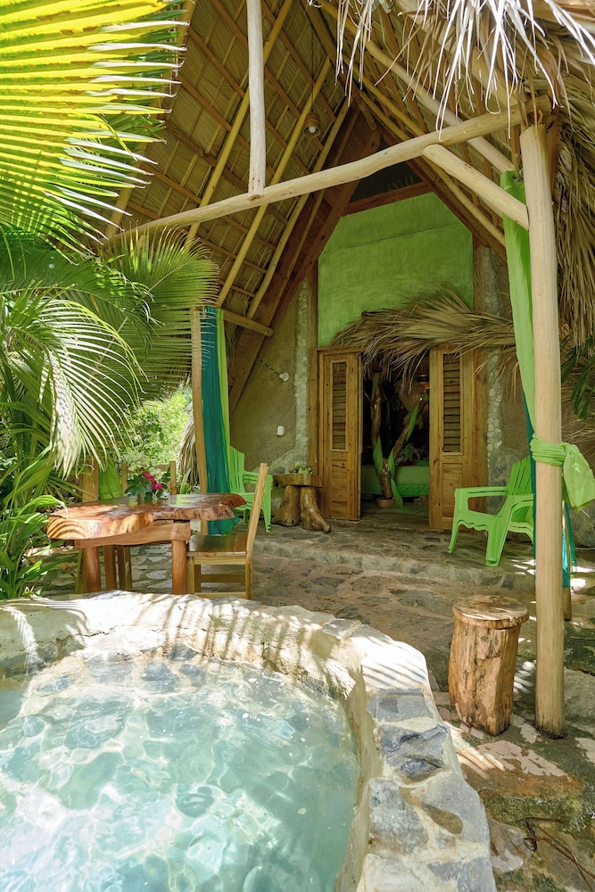 CHALET TROPICAL Hotel & Restaurant-Pizzeria