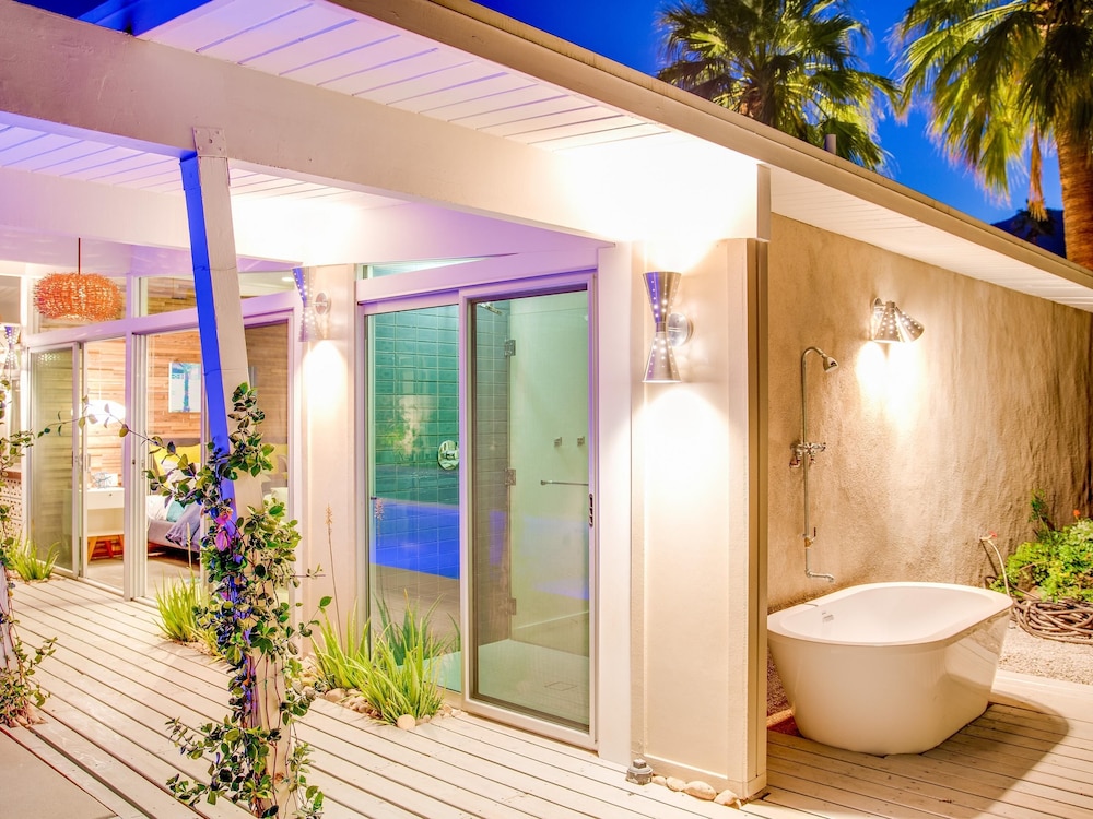 Palm Springs Vacations - West Elm House 2017: The Alexander - Property Image 27