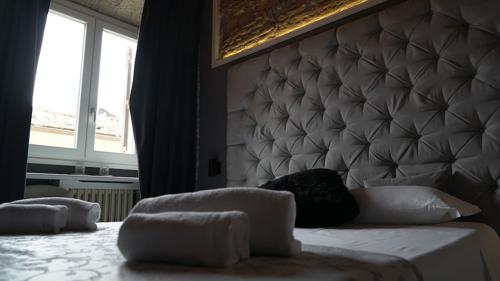 Rhome Luxury suite