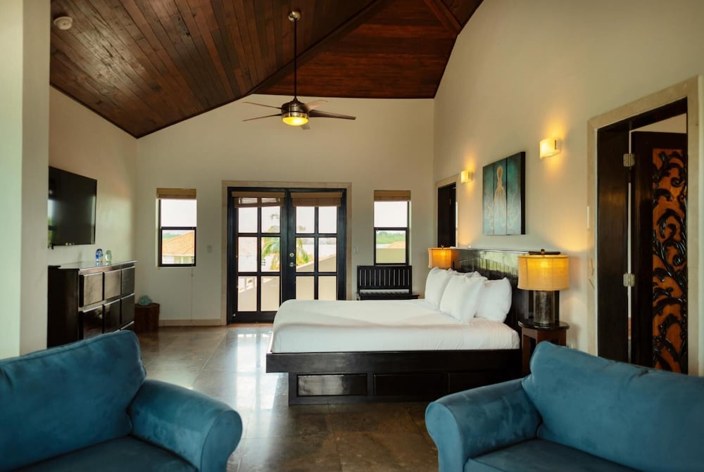 Villa Jammin Gecko in Belize City