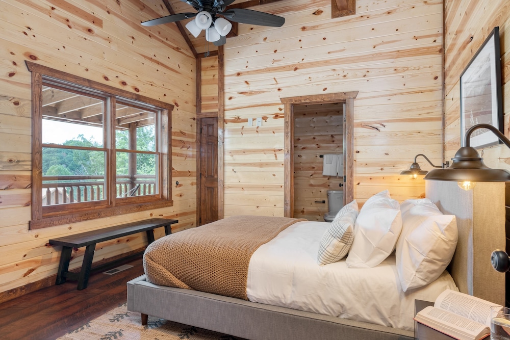 Wilder by Avantstay15min From Pigeon Forge, 22ppl view 2