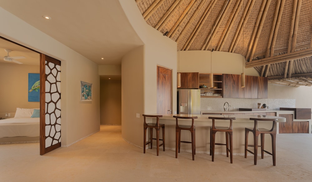 Punta Majahua Condos