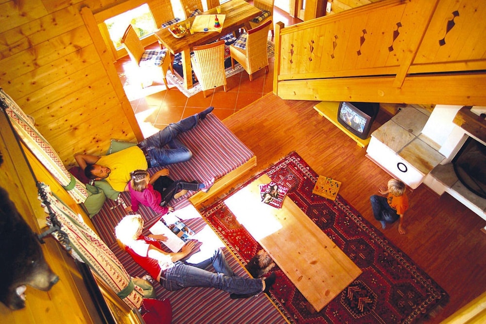 Chalet in Wildkogel Near Ski Slopes & Pool