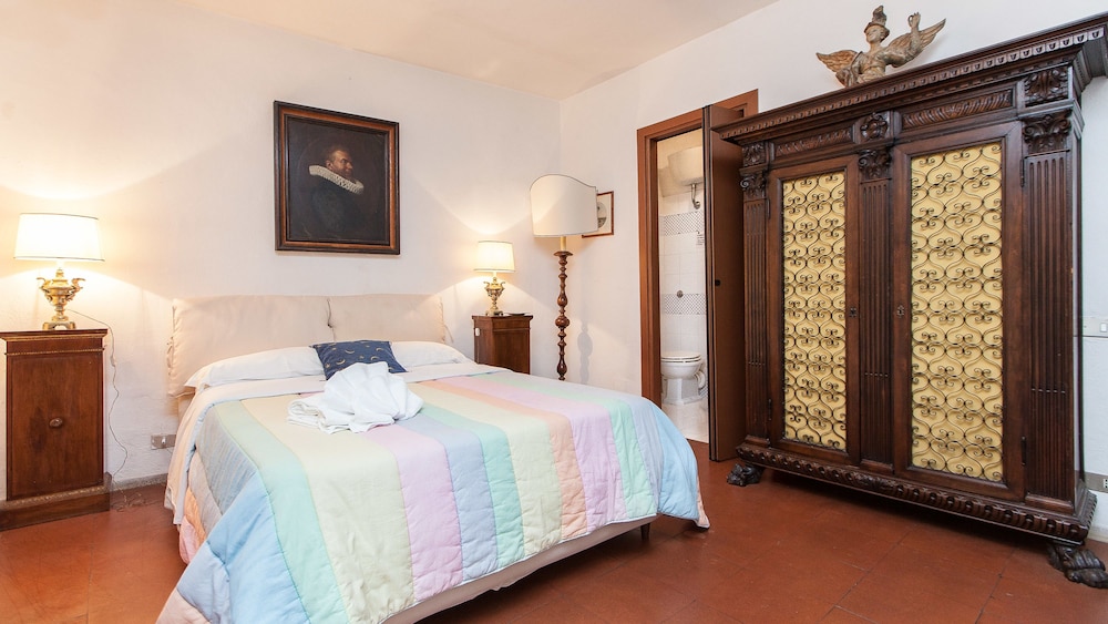 Rental in Rome Arco Ciambella Loft