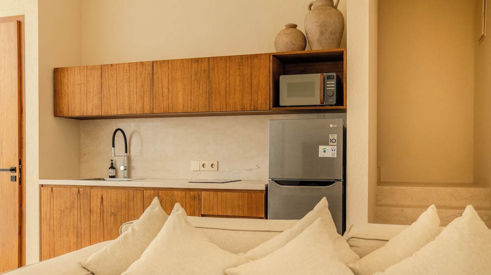 Suom Hotel and Villas