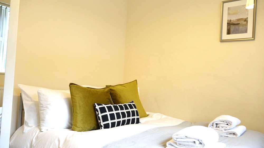 Heathrow Ensuites Rooms