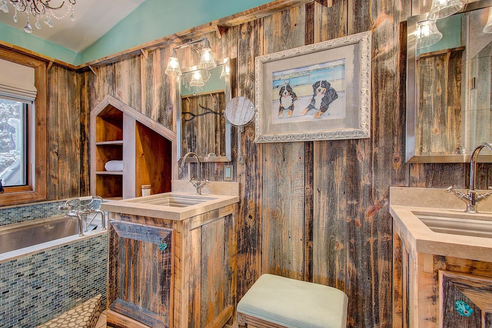 Hillside Overlook by Avantstay Quiet Mountain Getaway w/ Incredible Views! view 4