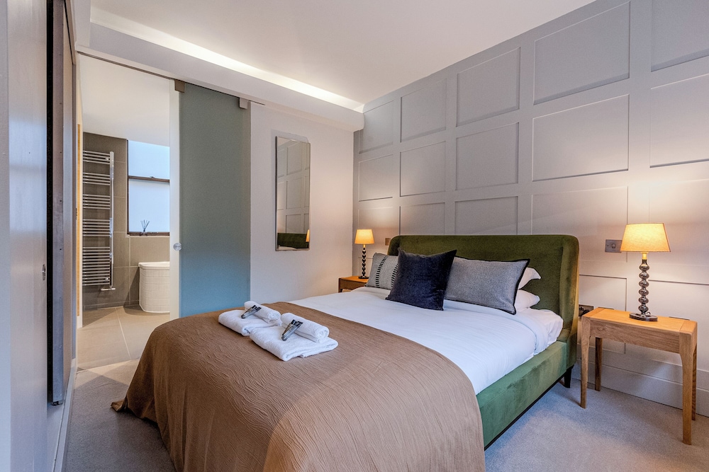 Your Apartment - St. Paul's