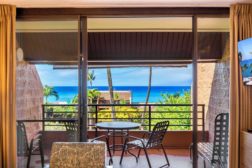 Kuleana Club - 319