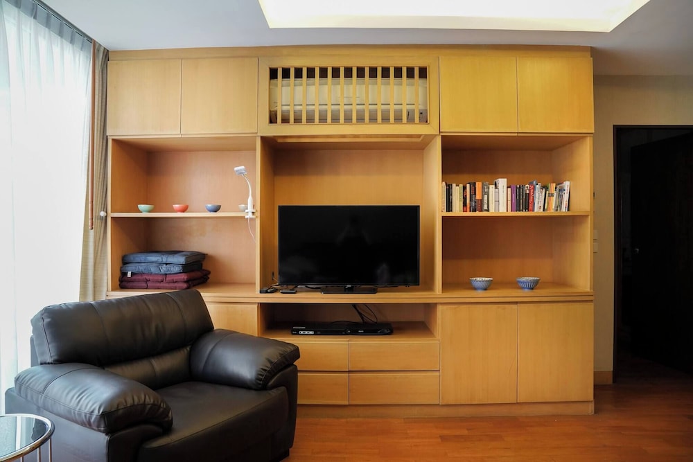 Peaceful and Quiet Apartment on Changklan Road