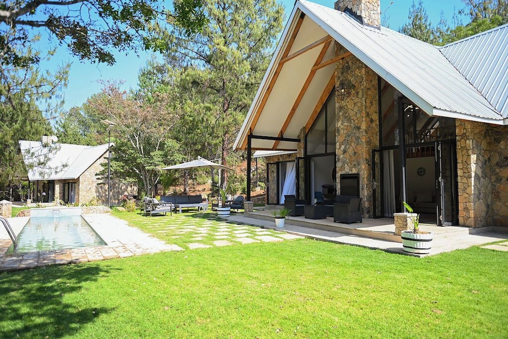 Mountain Lakes Resort and Spa